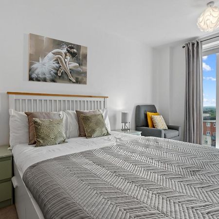 Penthouse Flat In Slough Center Apartment Ngoại thất bức ảnh