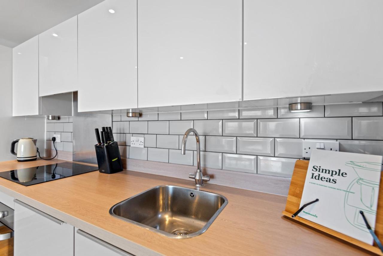 Penthouse Flat In Slough Center Apartment Ngoại thất bức ảnh