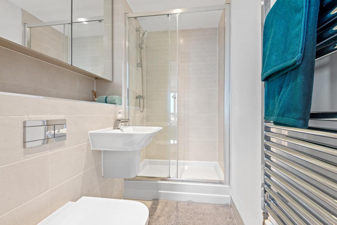 Penthouse Flat In Slough Center Apartment Ngoại thất bức ảnh
